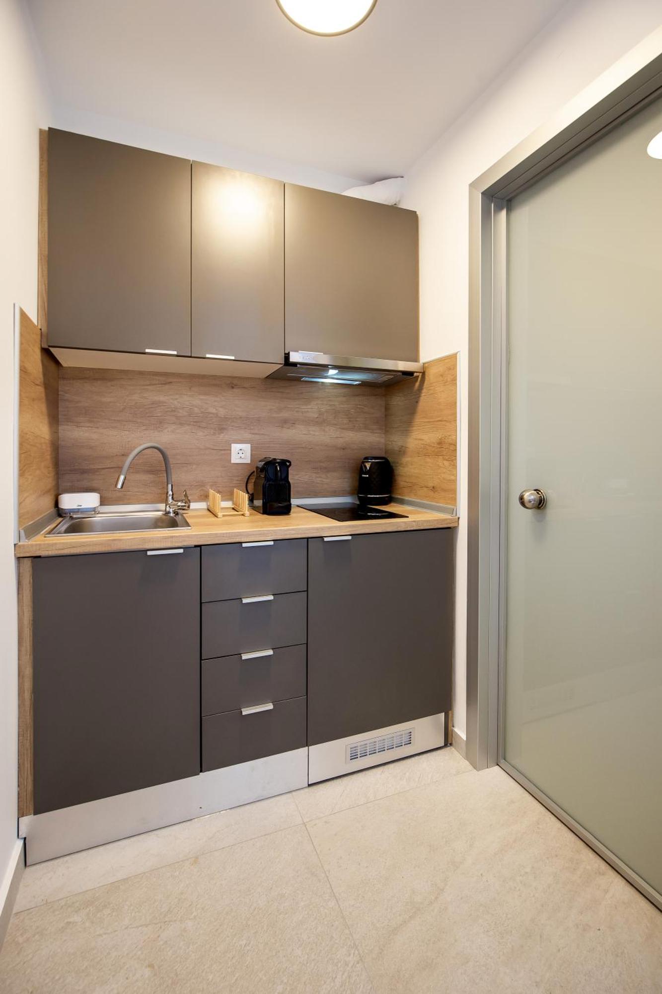 Vlashi Apartments 利迈纳里亚 外观 照片