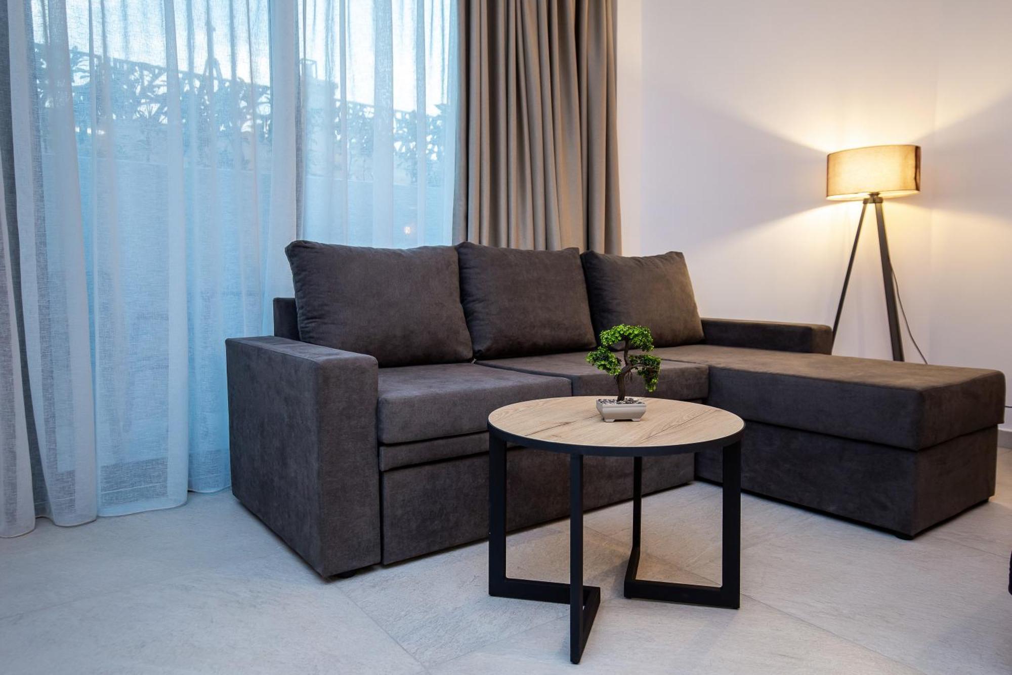 Vlashi Apartments 利迈纳里亚 外观 照片