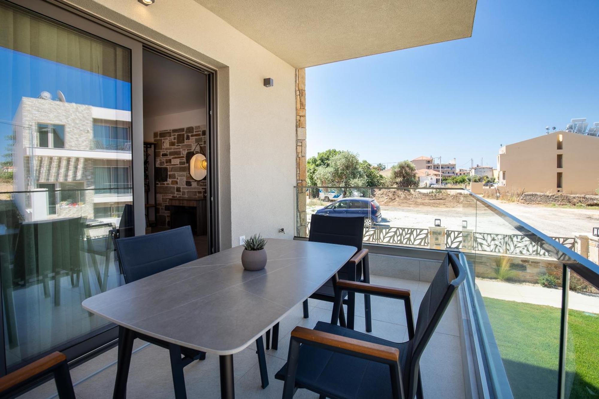 Vlashi Apartments 利迈纳里亚 外观 照片