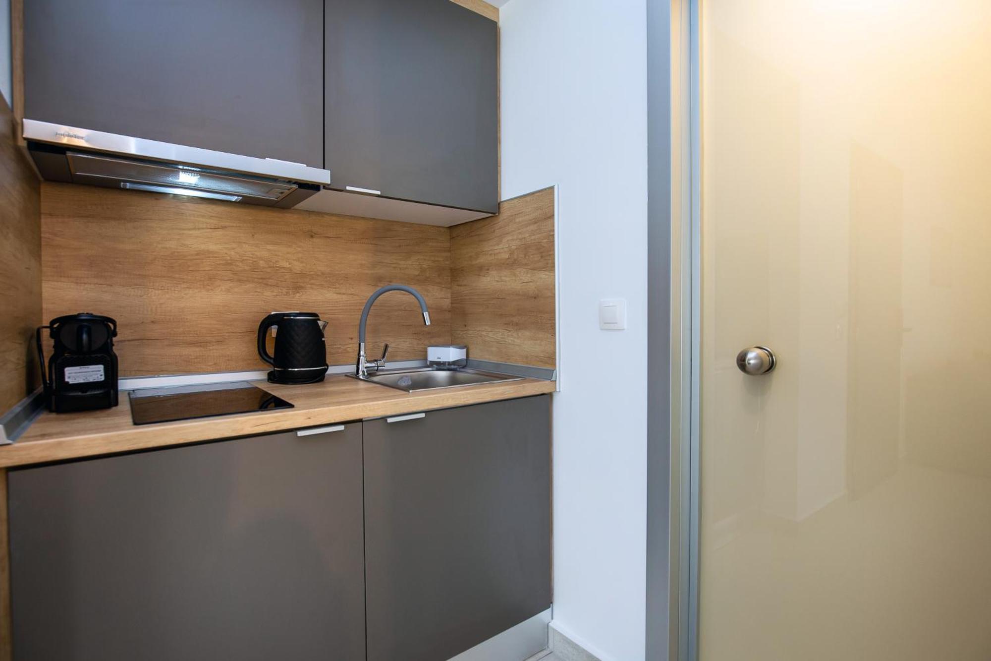 Vlashi Apartments 利迈纳里亚 外观 照片