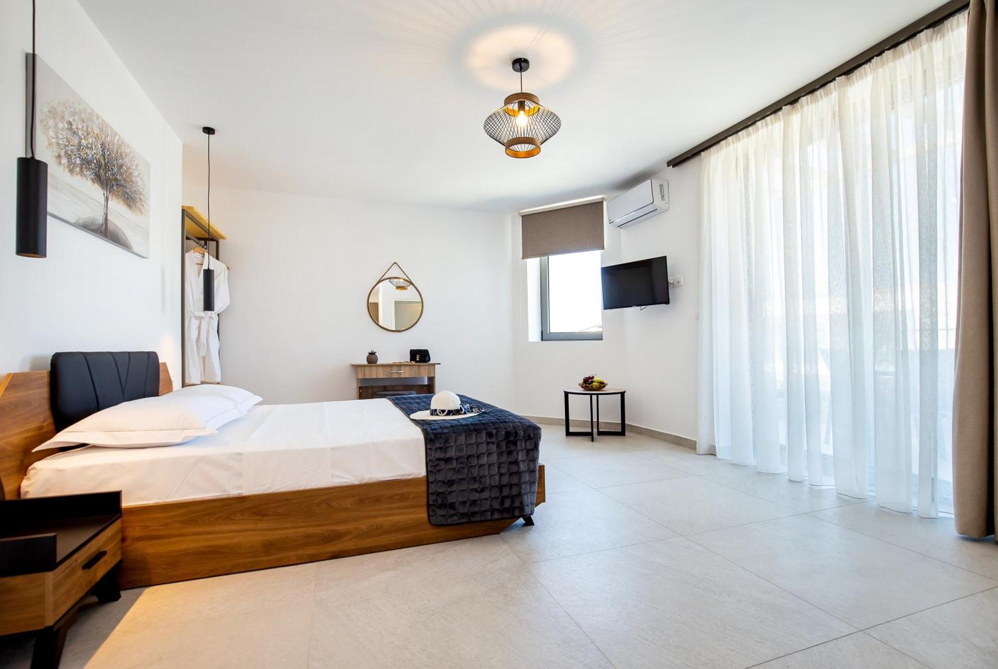 Vlashi Apartments 利迈纳里亚 外观 照片
