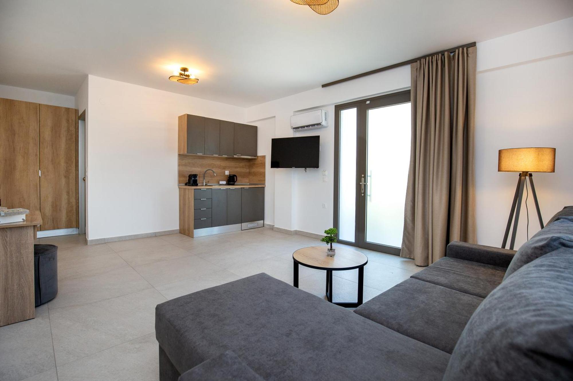Vlashi Apartments 利迈纳里亚 外观 照片